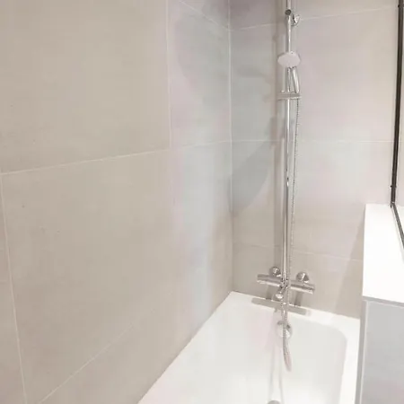 Bright Apt In Menilmontant Apartment *